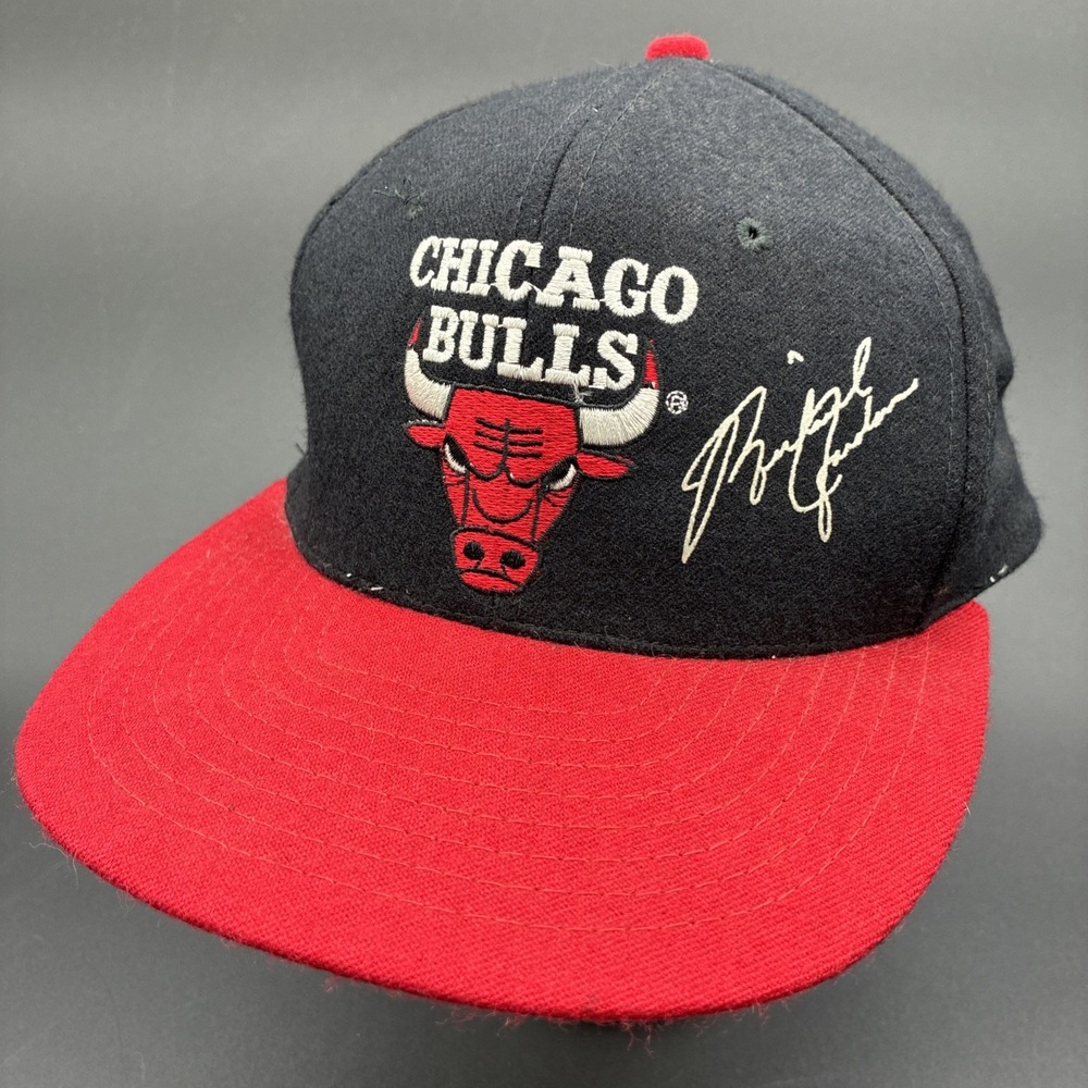Vintage Chicago Bulls Michael Jordan Signature Snapback Hat Red 90s #23 AJD